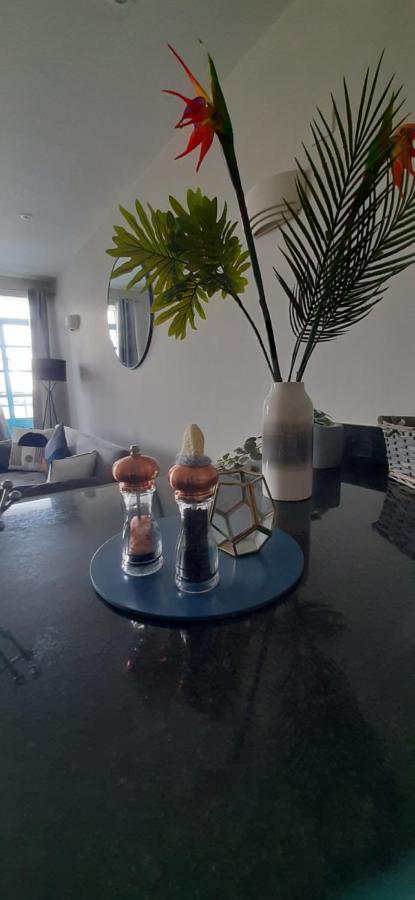 Rare Luxury Harbourview Apartment Sleeps 6 ทอร์คิ ภายนอก รูปภาพ